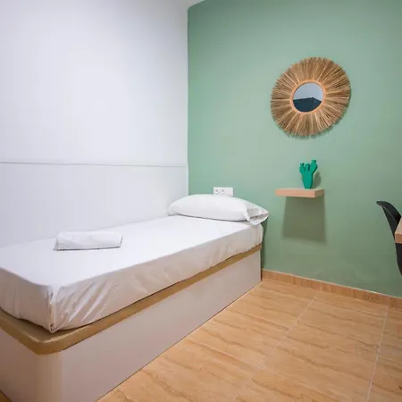Apartamento Tarracohomes-th08 Con Patio Privado En El Centro De *